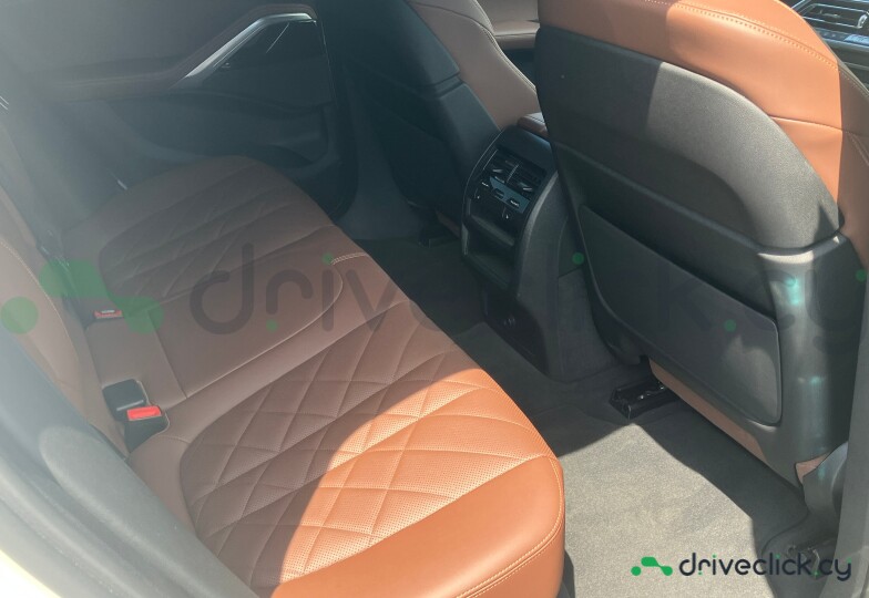 BMW X6 White
