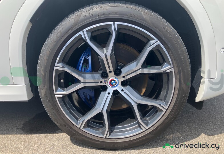 BMW X6 White