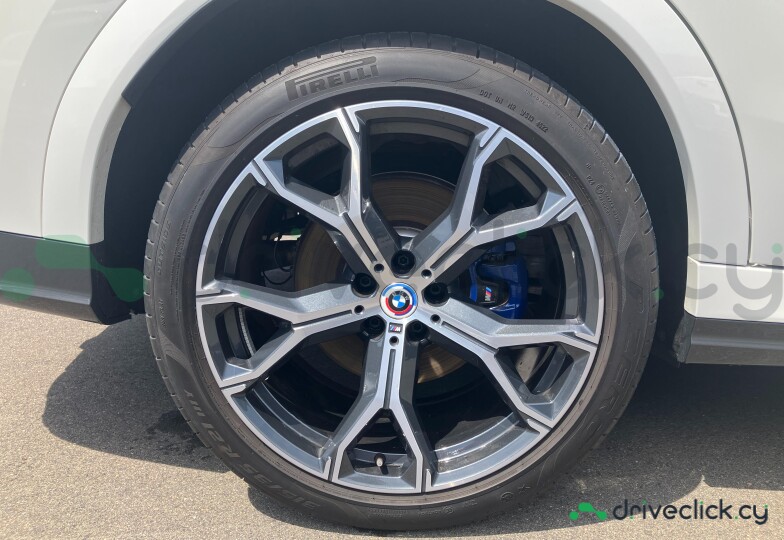 BMW X6 White