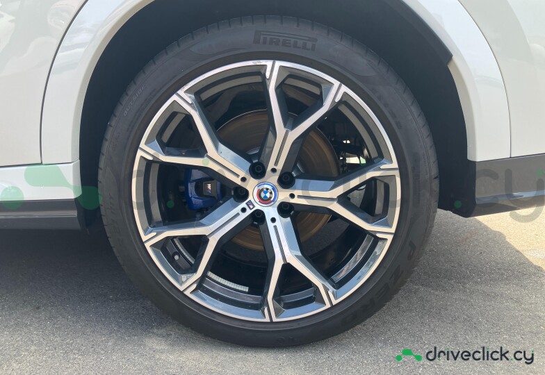BMW X6 White