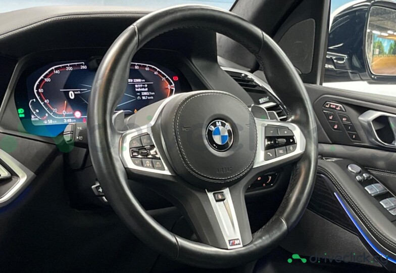BMW X7 White