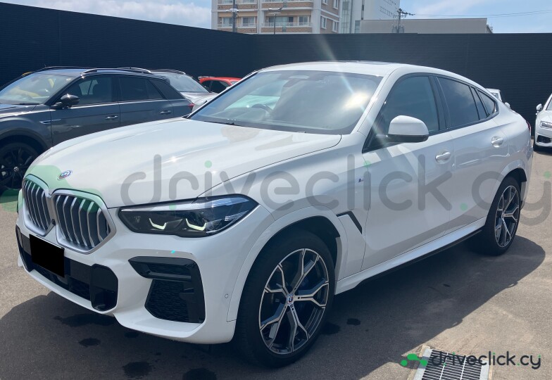 BMW X6 White