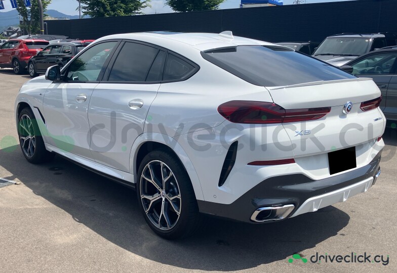 BMW X6 White