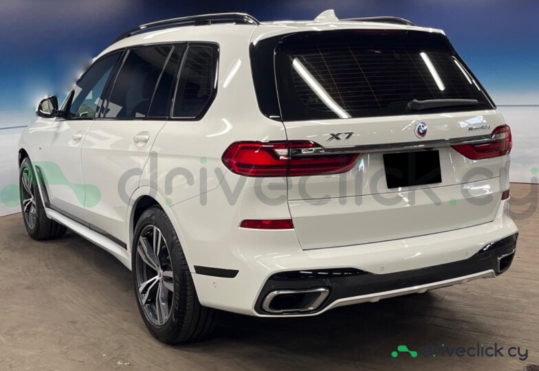 BMW X7 White