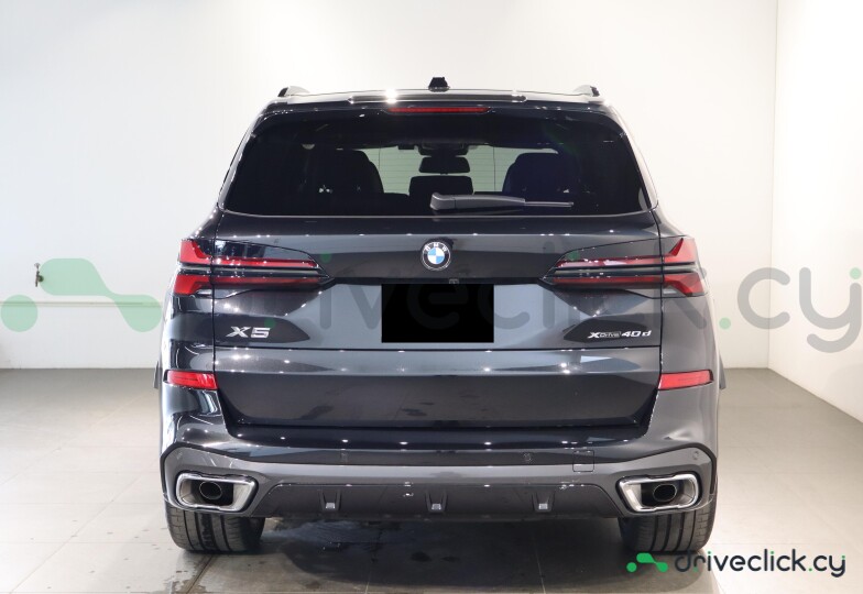 BMW X5 Черный