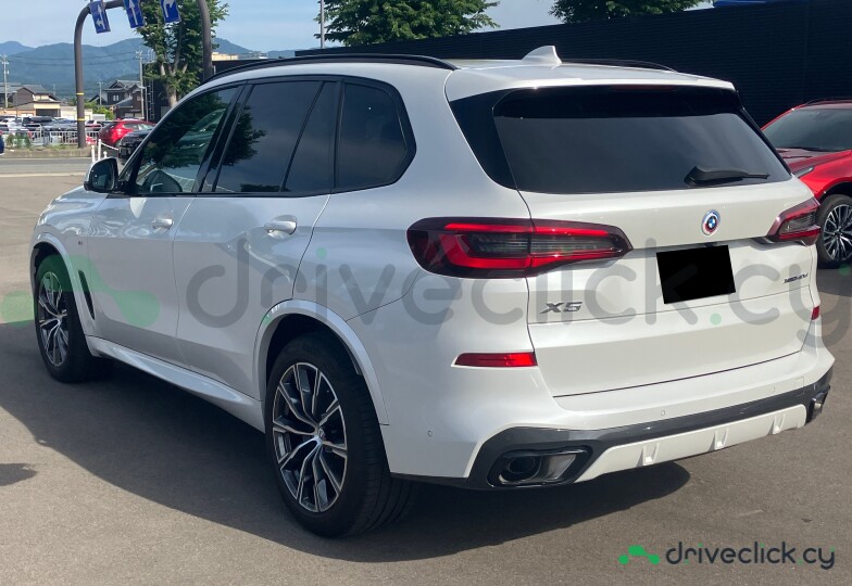 BMW X5 White