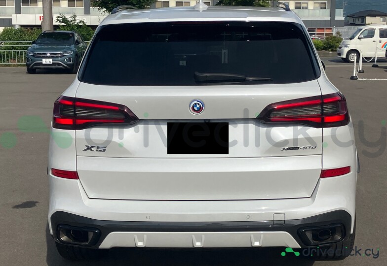 BMW X5 White