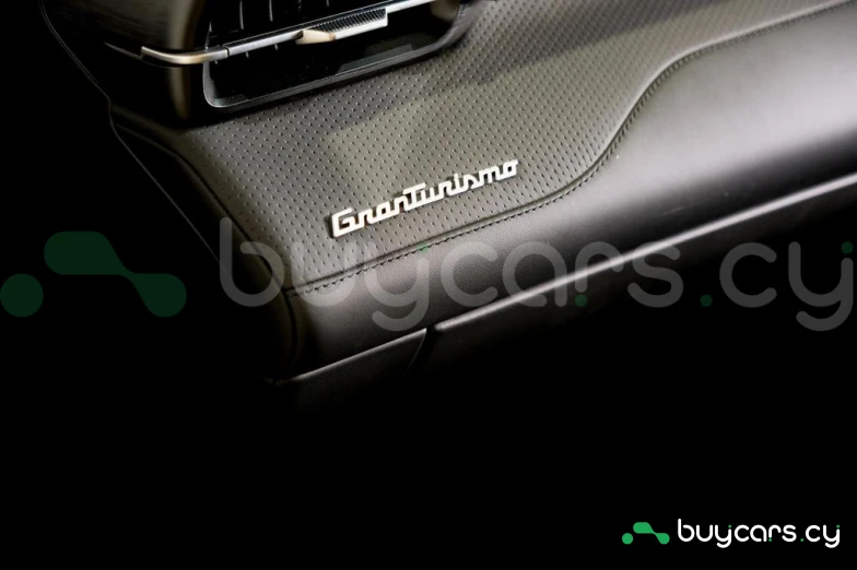 Maserati Granturismo Серый