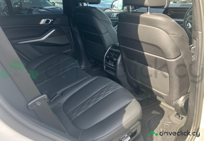 BMW X5 White