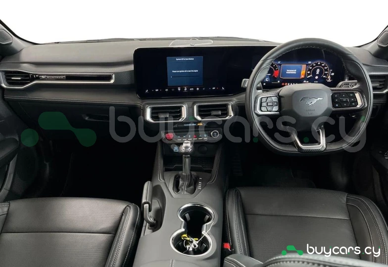 Ford Mustang Красный