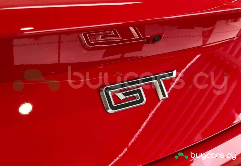 Ford Mustang Красный