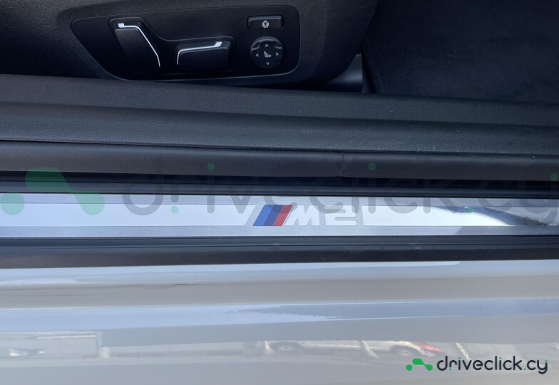 BMW M2 White