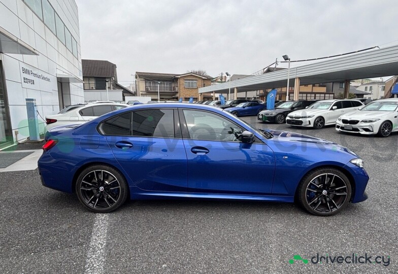 BMW 3 series Blue