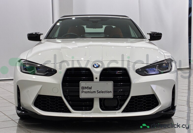 BMW M4 White