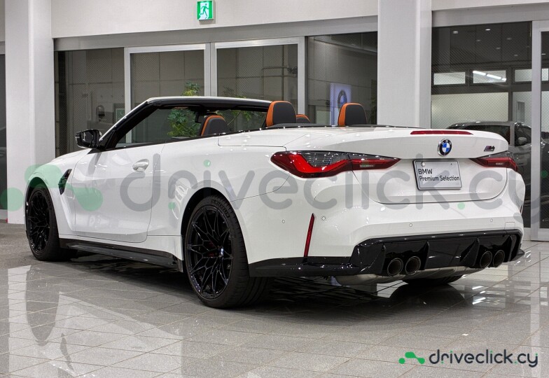 BMW M4 White