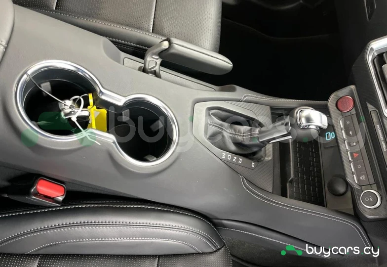 Ford Mustang Красный