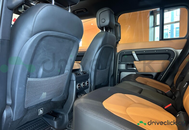 Land Rover Defender silver