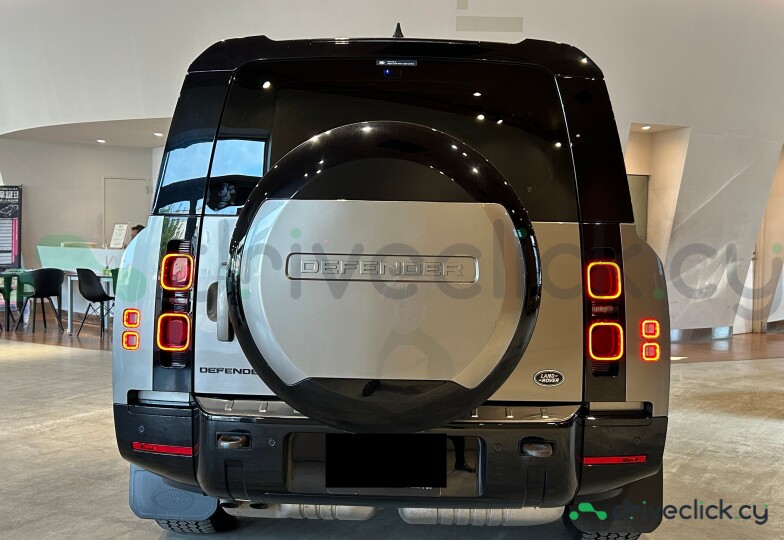 Land Rover Defender silver