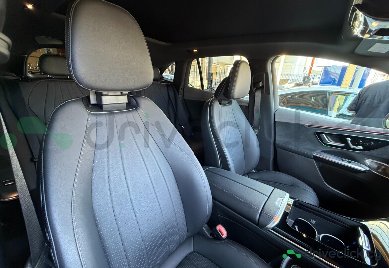 Mercedes EQE SUV Black