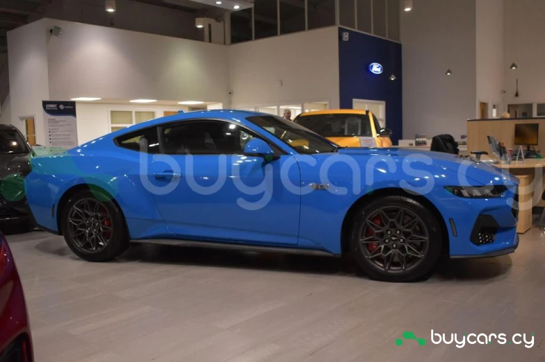 Ford Mustang Синий