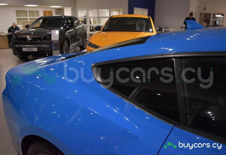 Ford Mustang Синий