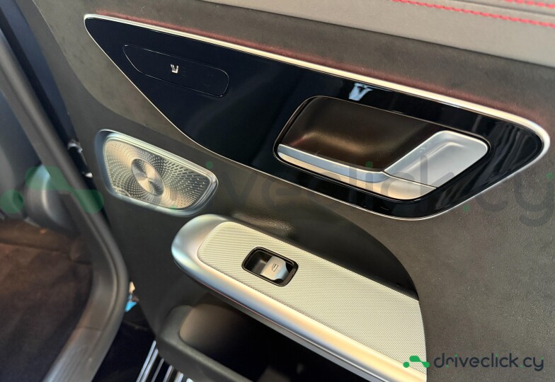 Mercedes EQE SUV Black
