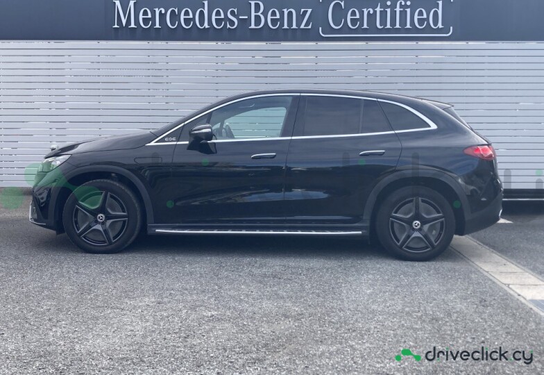 Mercedes EQE SUV Black