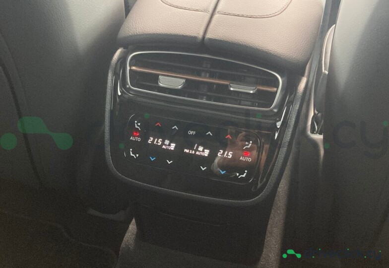 Mercedes EQE SUV Black