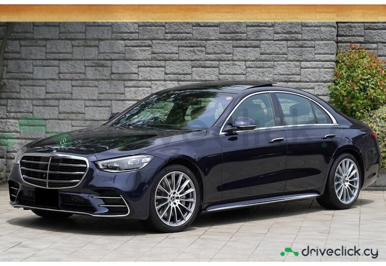 Mercedes S-class Blue