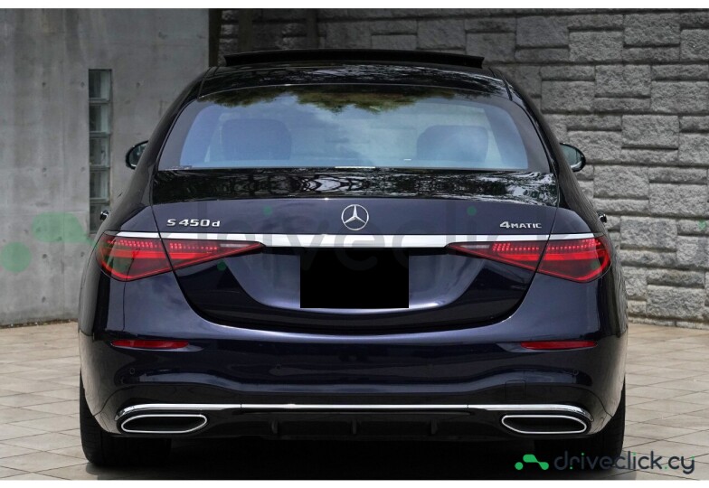 Mercedes S-class Blue