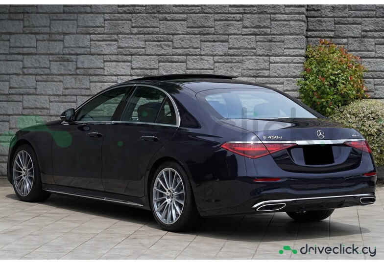 Mercedes S-class Blue