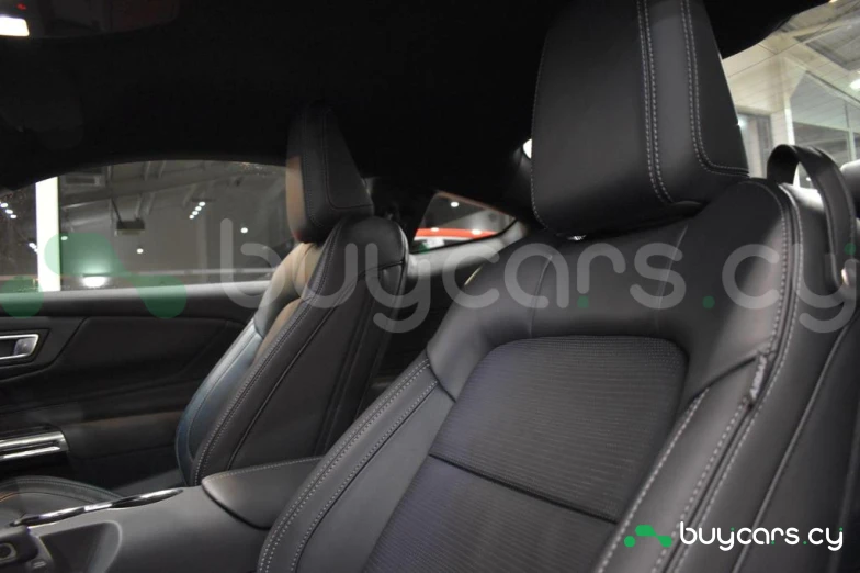 Ford Mustang Синий