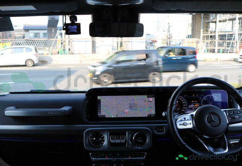 Mercedes G-class White