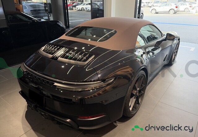 Porsche 911 Black