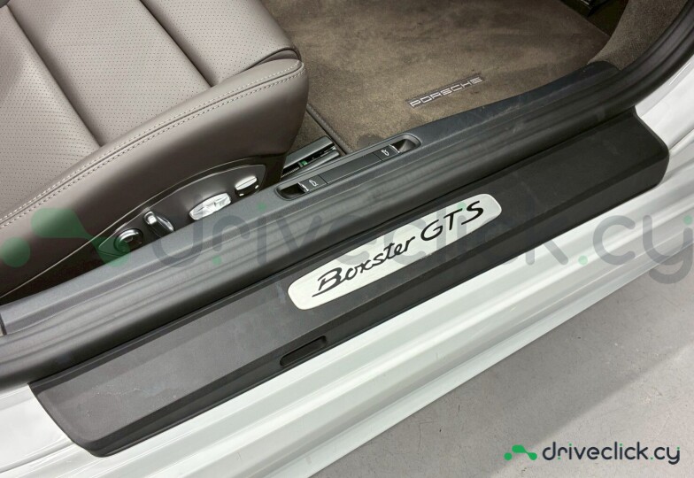 Porsche Boxster White