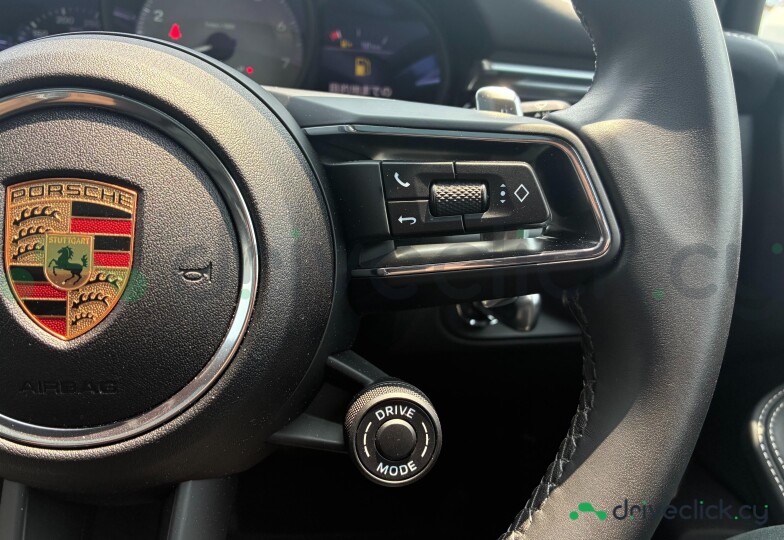 Porsche Macan White