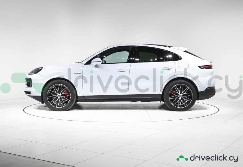 Porsche Cayenne Coupe White