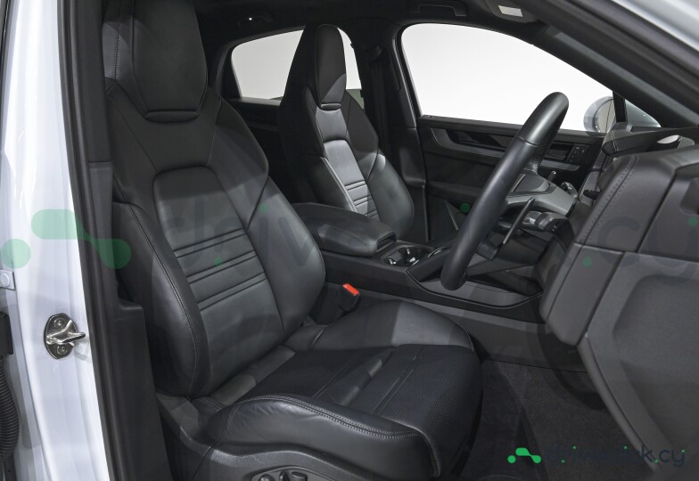Porsche Cayenne Coupe White