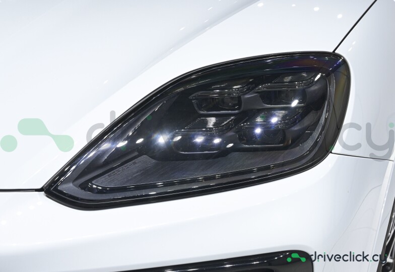 Porsche Cayenne Coupe White