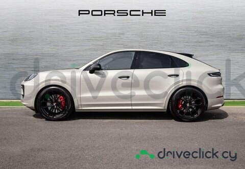 Porsche Cayenne Beige