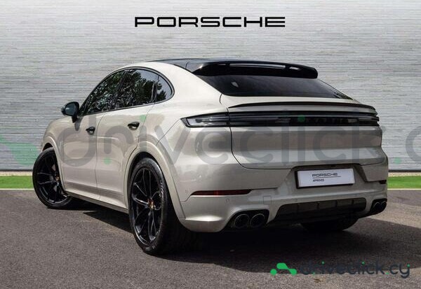 Porsche Cayenne Beige