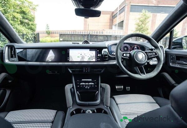 Porsche Cayenne Beige