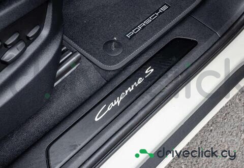 Porsche Cayenne Beige