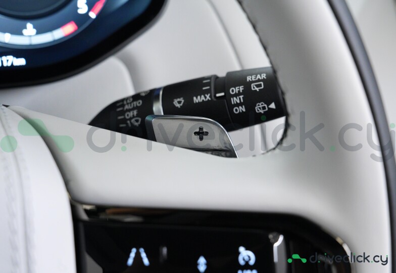 Land Rover Range Rover Sport White