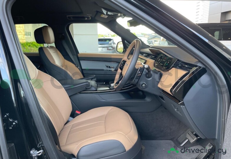 Land Rover Range Rover Sport Black