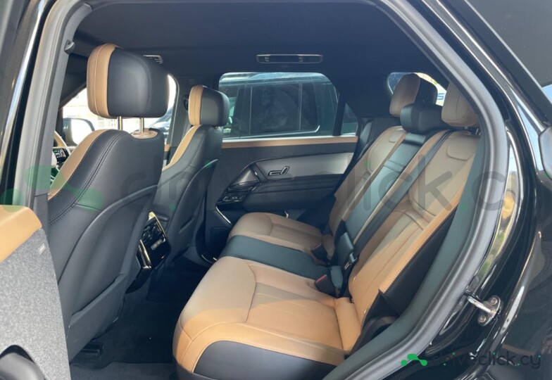 Land Rover Range Rover Sport Black