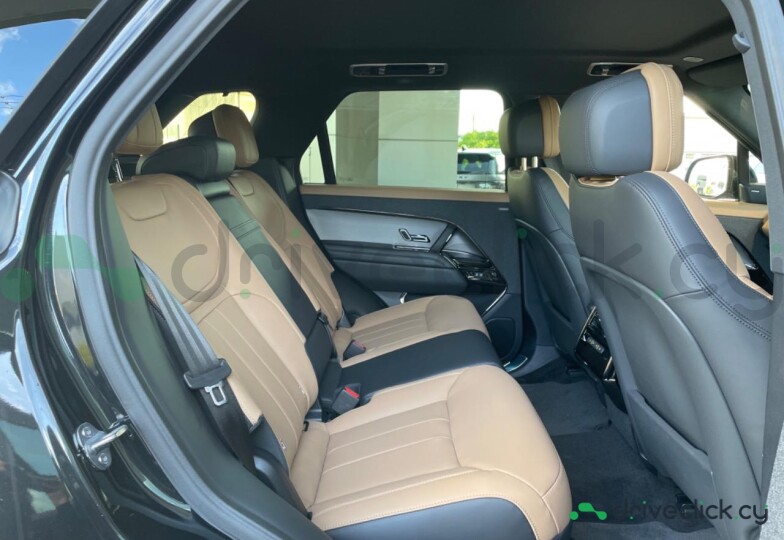 Land Rover Range Rover Sport Black