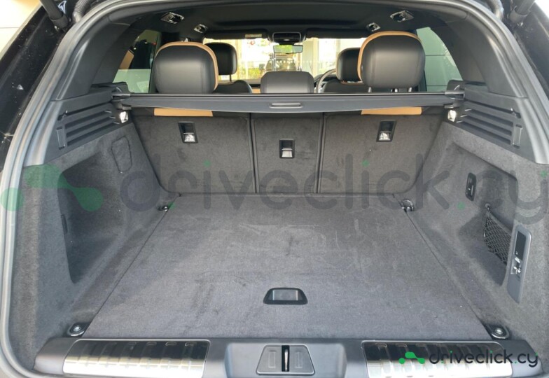 Land Rover Range Rover Sport Black