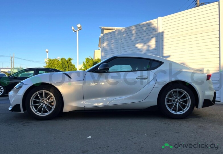 Toyota Supra White