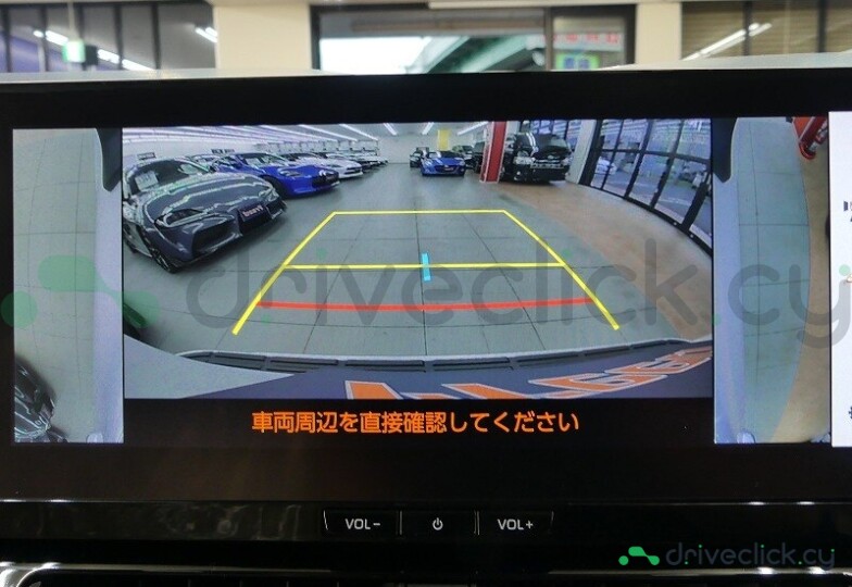 Toyota Land Cruiser 300 White